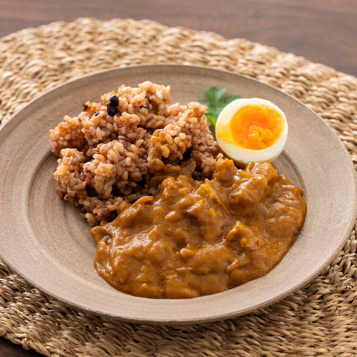 玄米によくあうレトルトカレー