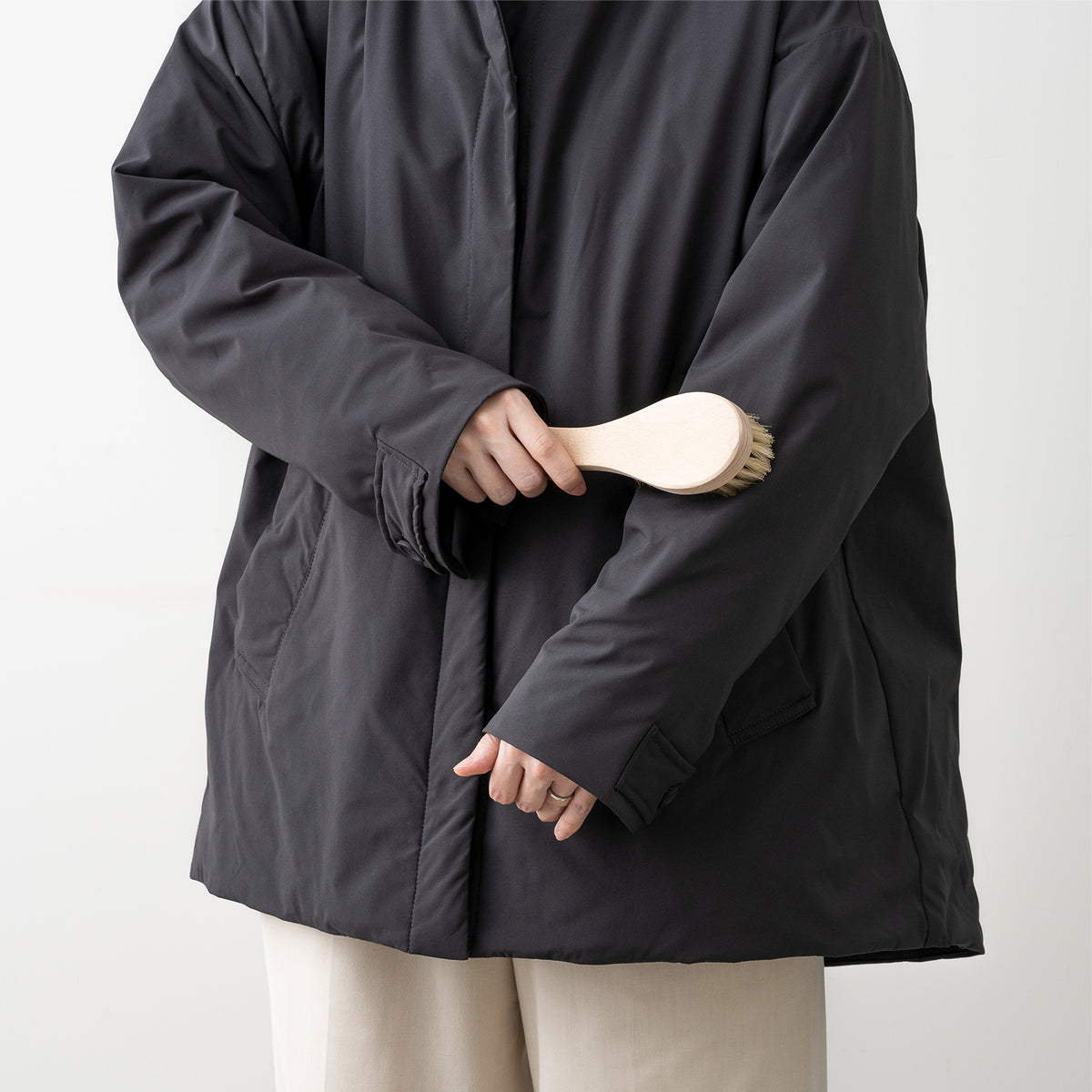 洋服のお掃除ブラシ KETORU