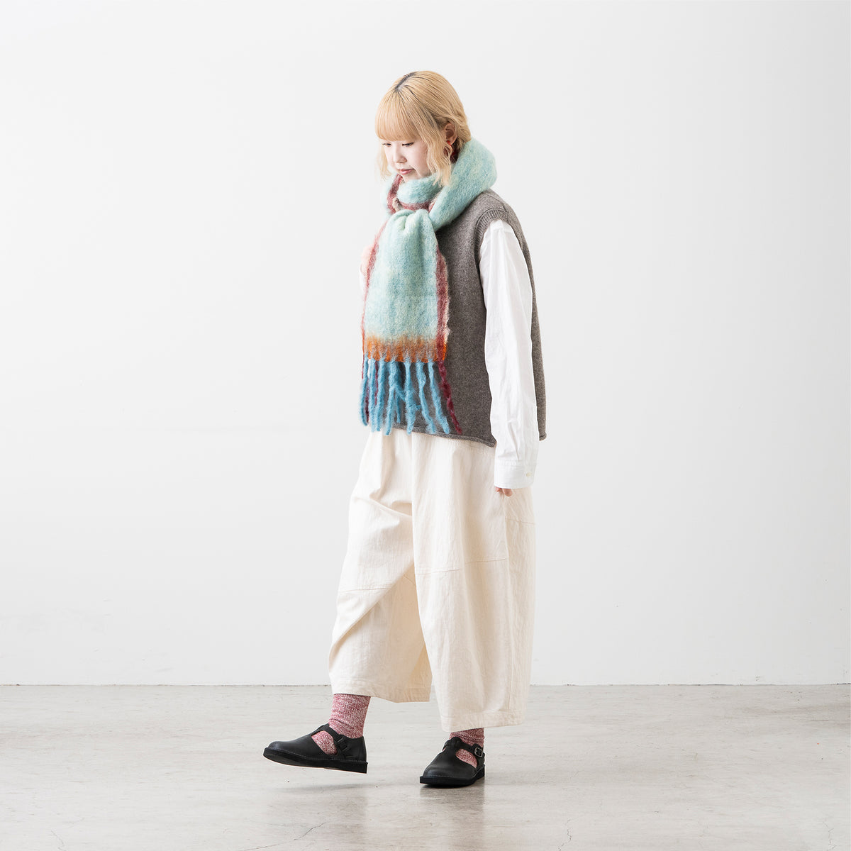 814 EZCARAY(エイトフォーティーンエスカライ) モヘアマフラー