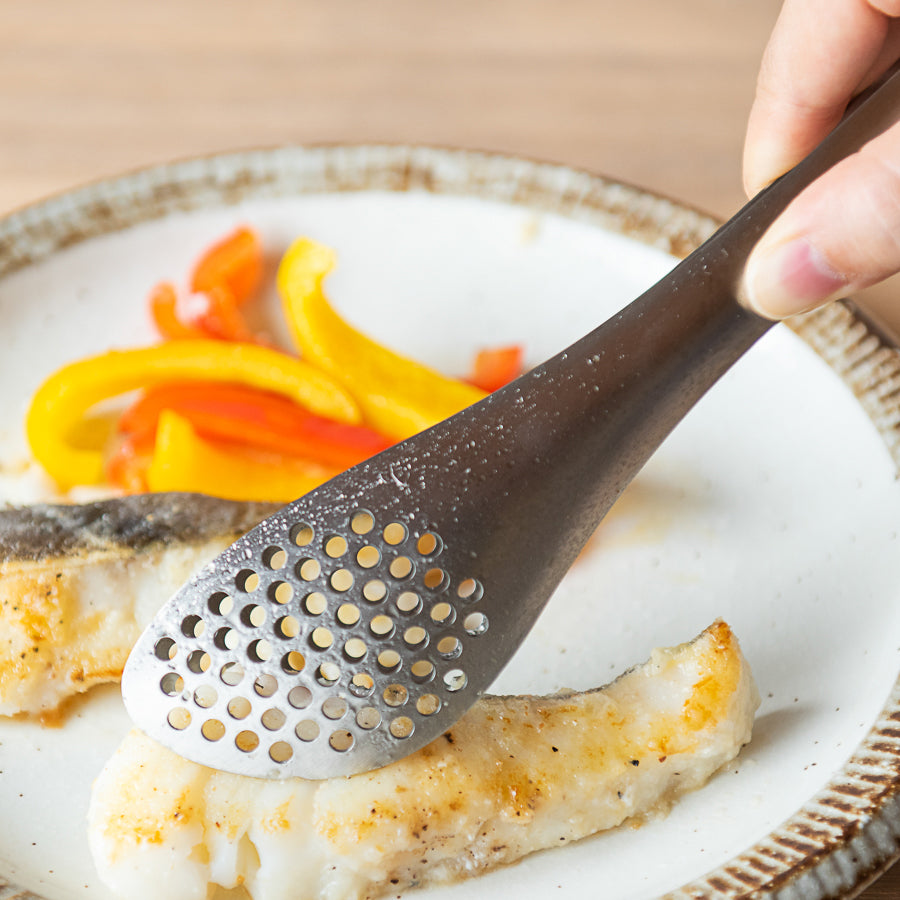ステンレストング 穴あき キッチン用品 日本製