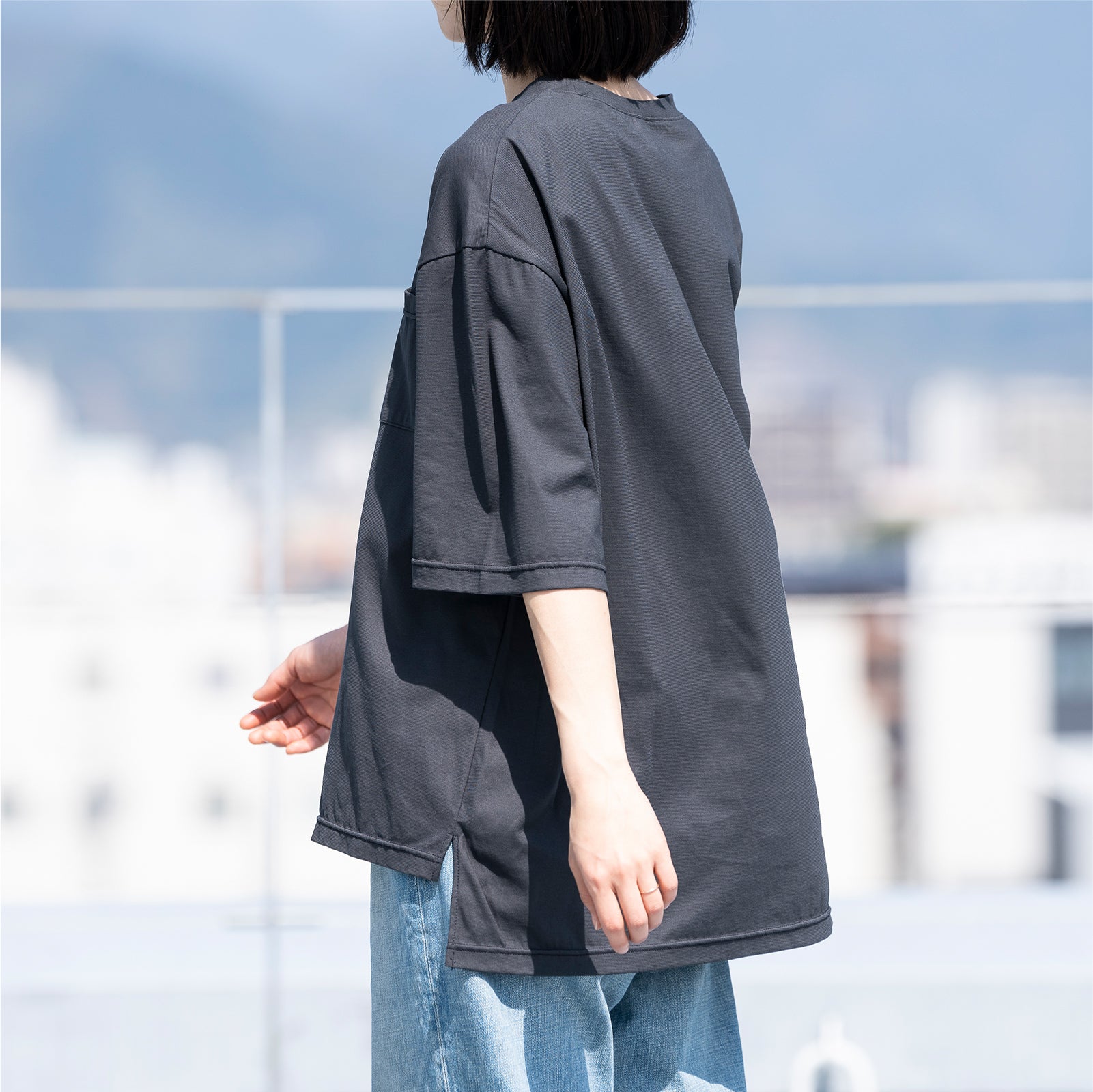 麻のような肌ざわり 綿100%汗が目立たない半袖Tシャツ