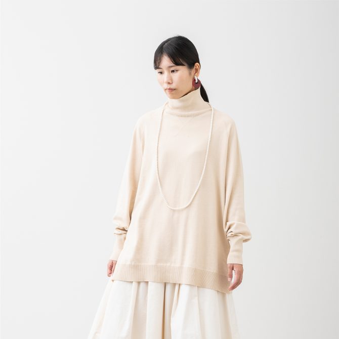 綿100% 大人の洗えるワイドニット (タートルネック)