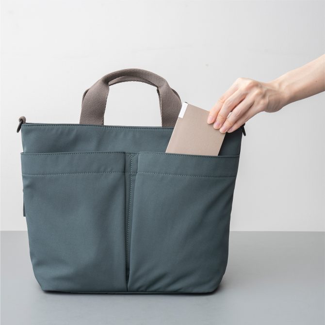 気が利く撥水2WAYショルダートート M