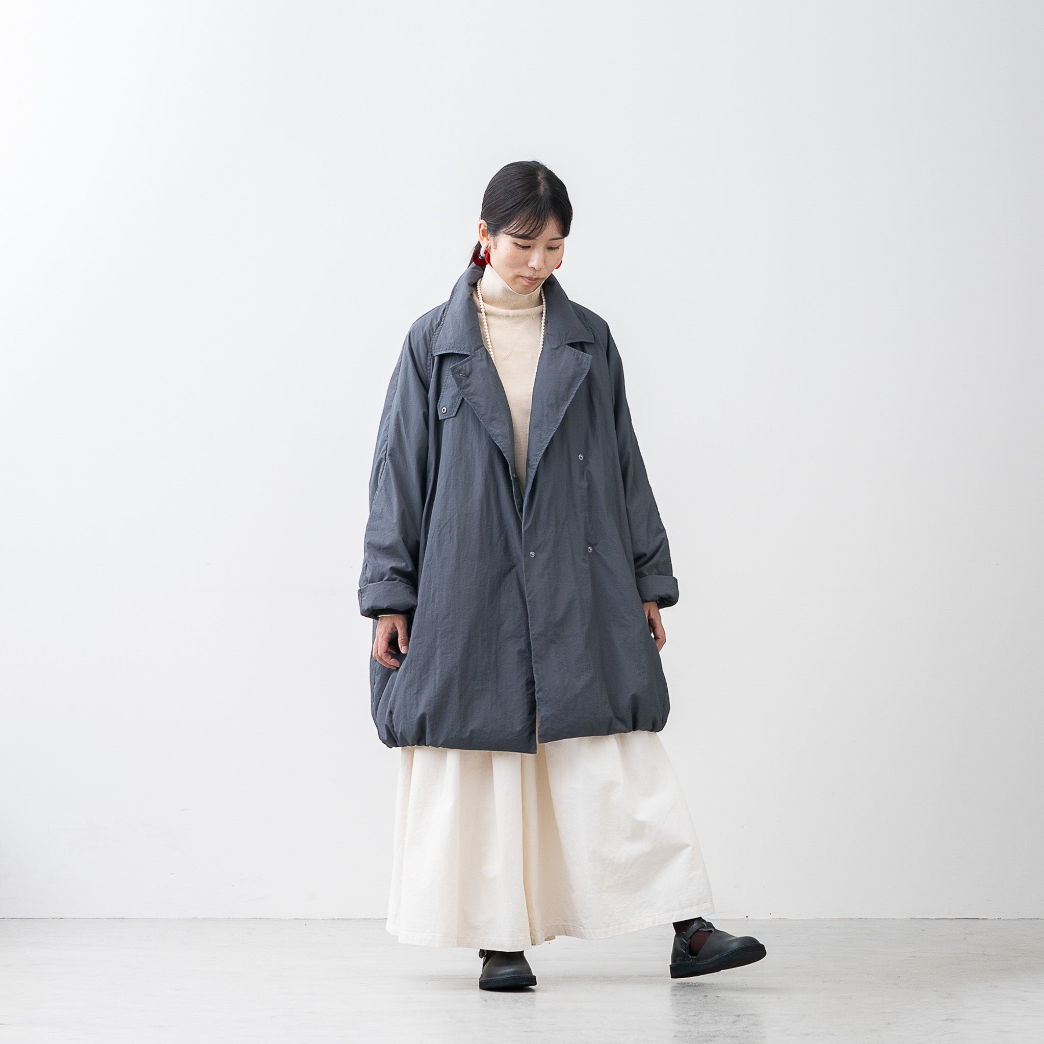 軽くて洗えるファイバーダウン Pコート
