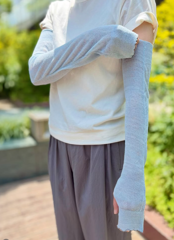 「つけないより、涼しい」さらさらのつけ心地「リネン100%アームカバー」