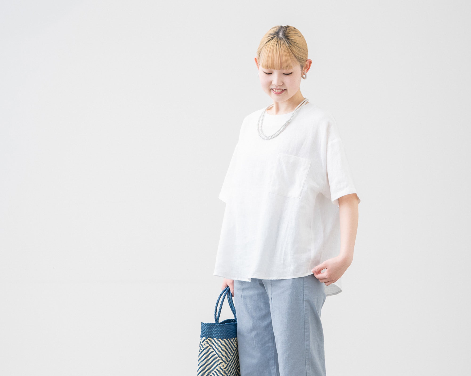 楽な着心地だけどだらしなく見えない、つい手にとってしまうような夏の定番トップスを探しています