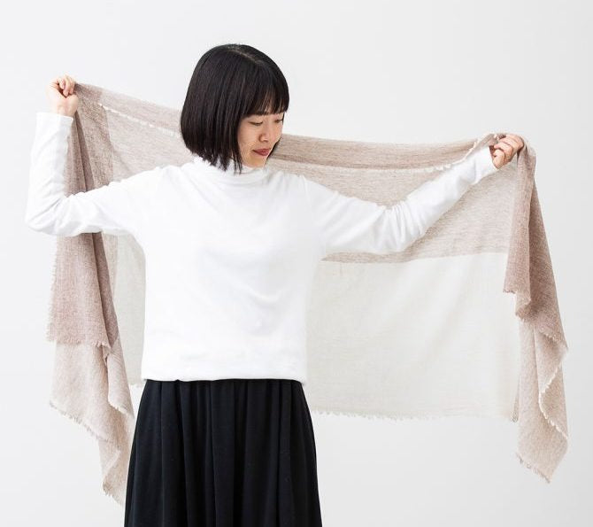 巻き方に詳しくなくてもおしゃれに見えるストール