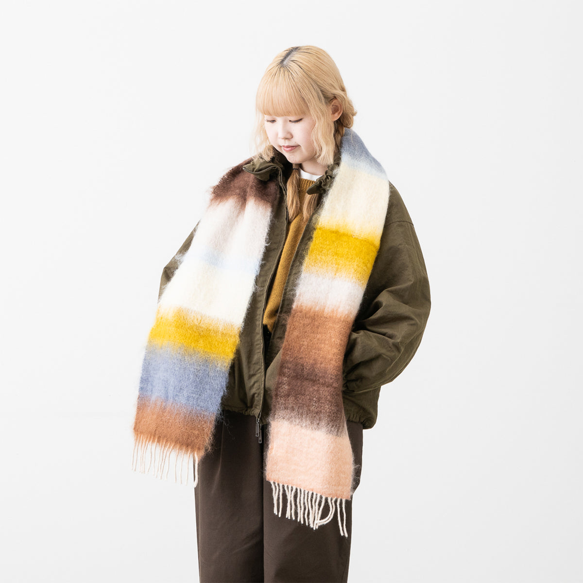 814 EZCARAY（エイトフォーティーンエスカライ）　モヘアマフラー　