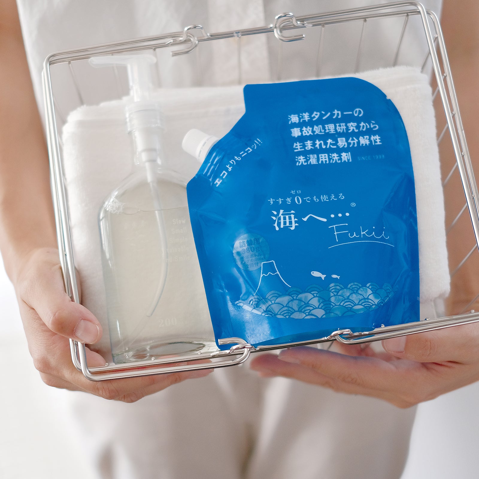すすぎゼロの洗濯用洗剤 海へ・・・Fukii詰替パック 380g
