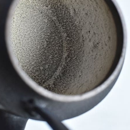 鉄瓶 日本製 東雲亀甲：1.0L 観月アラレ：1.2L
