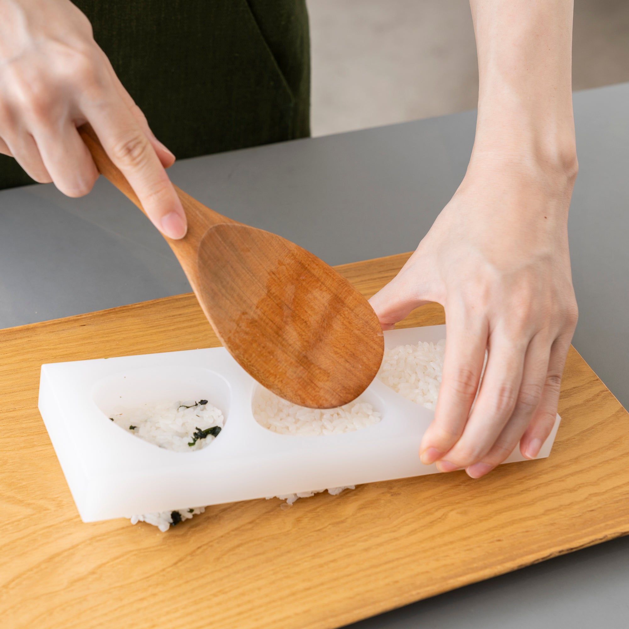 ふんわり すぐにできるおむすび型