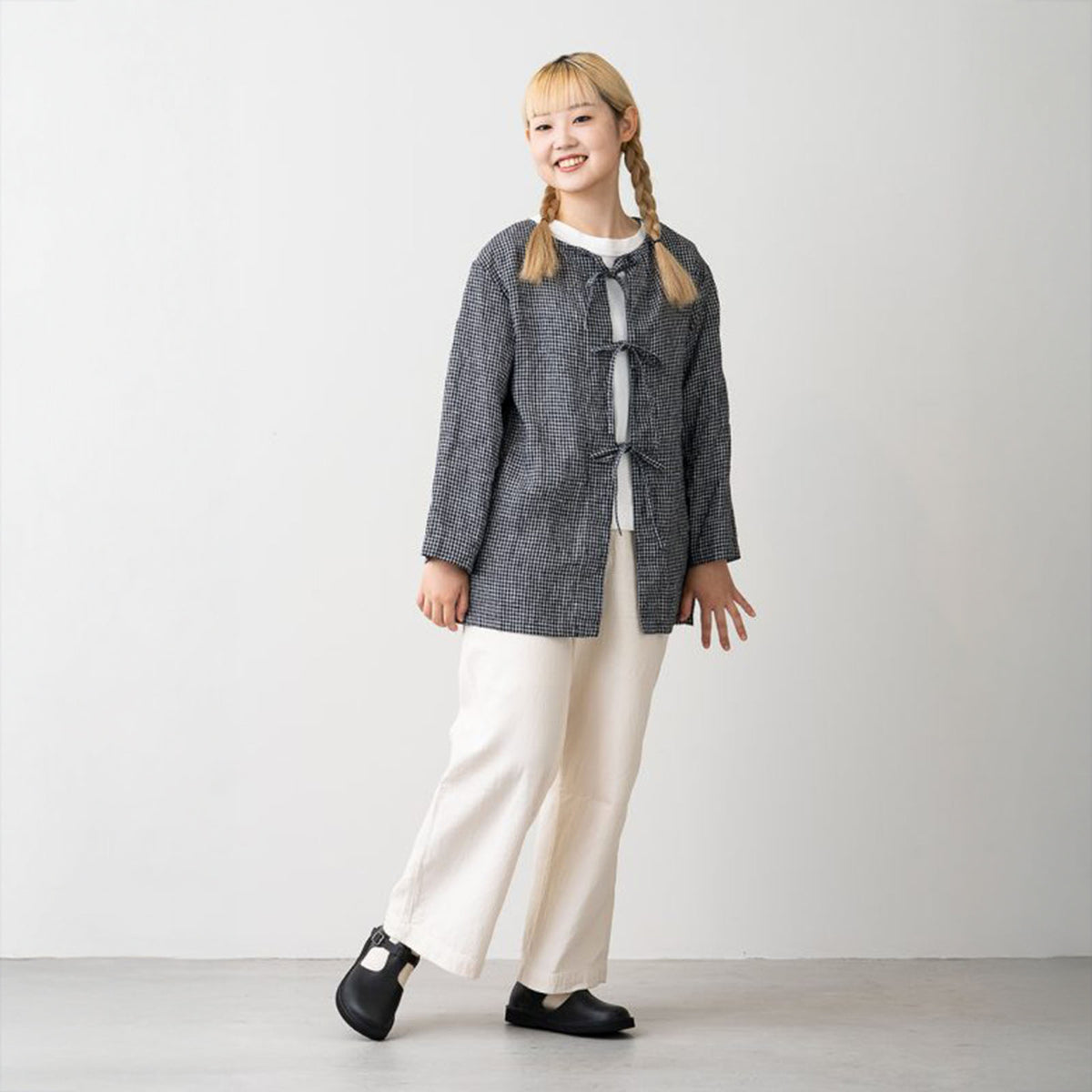 【別注】スザンナ トップ（フォグリネンワーク）