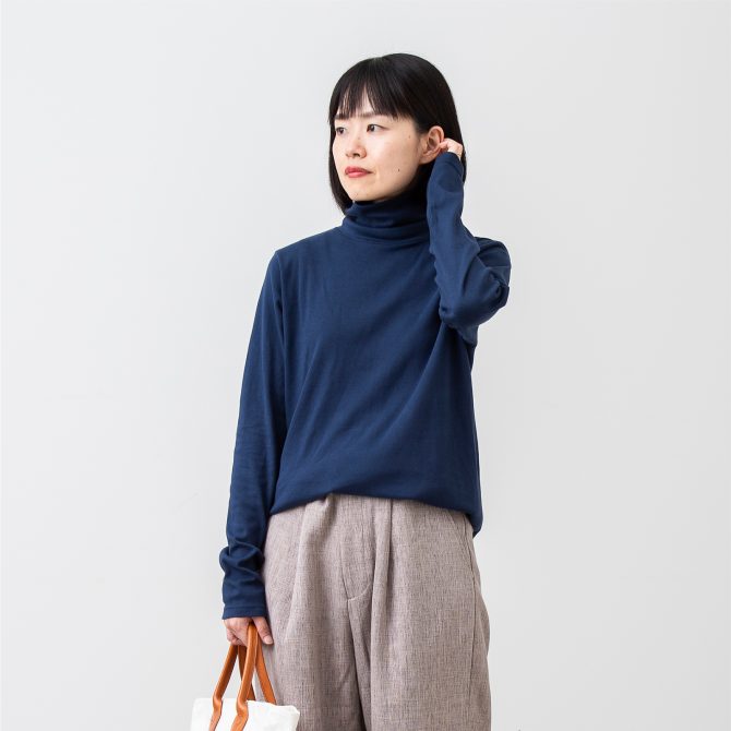 長袖丸胴コットンカットソー タートルネック