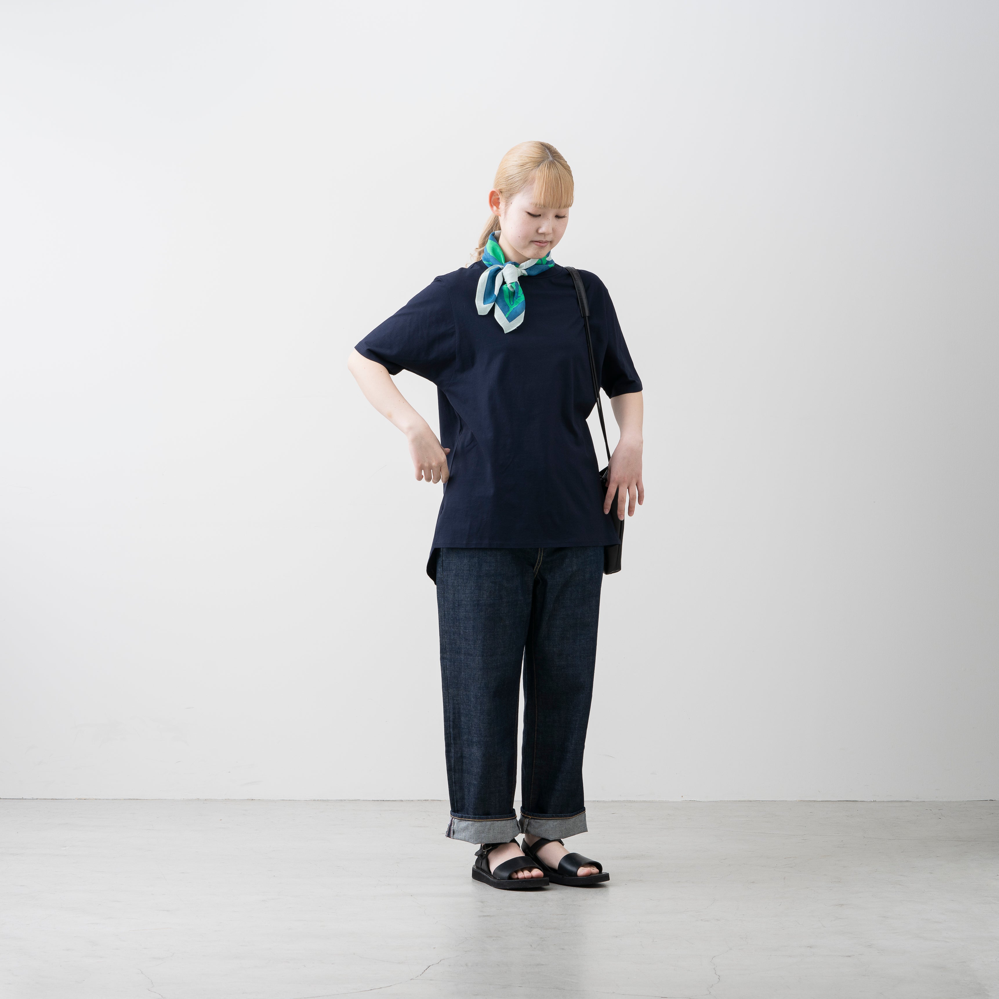 麻のような肌ざわり 汗が目立たない ドルマンTシャツ