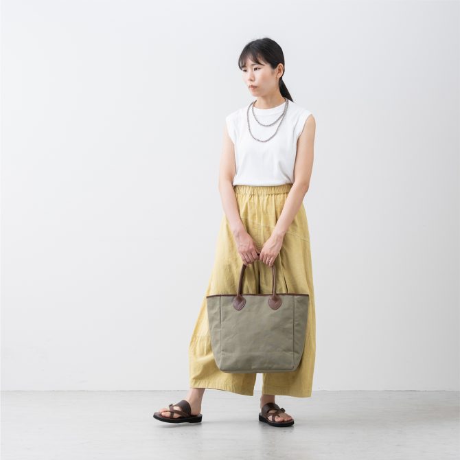 気が利く帆布トート+