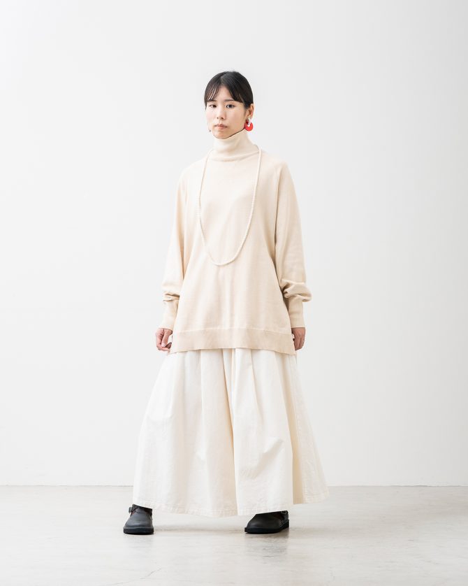 綿100% 大人の洗えるワイドニット (タートルネック)