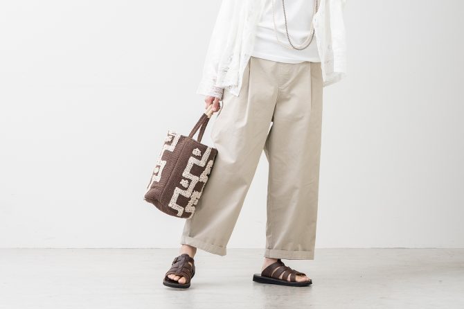 楽ですっきり 大人のワイドストレートパンツ ツイル