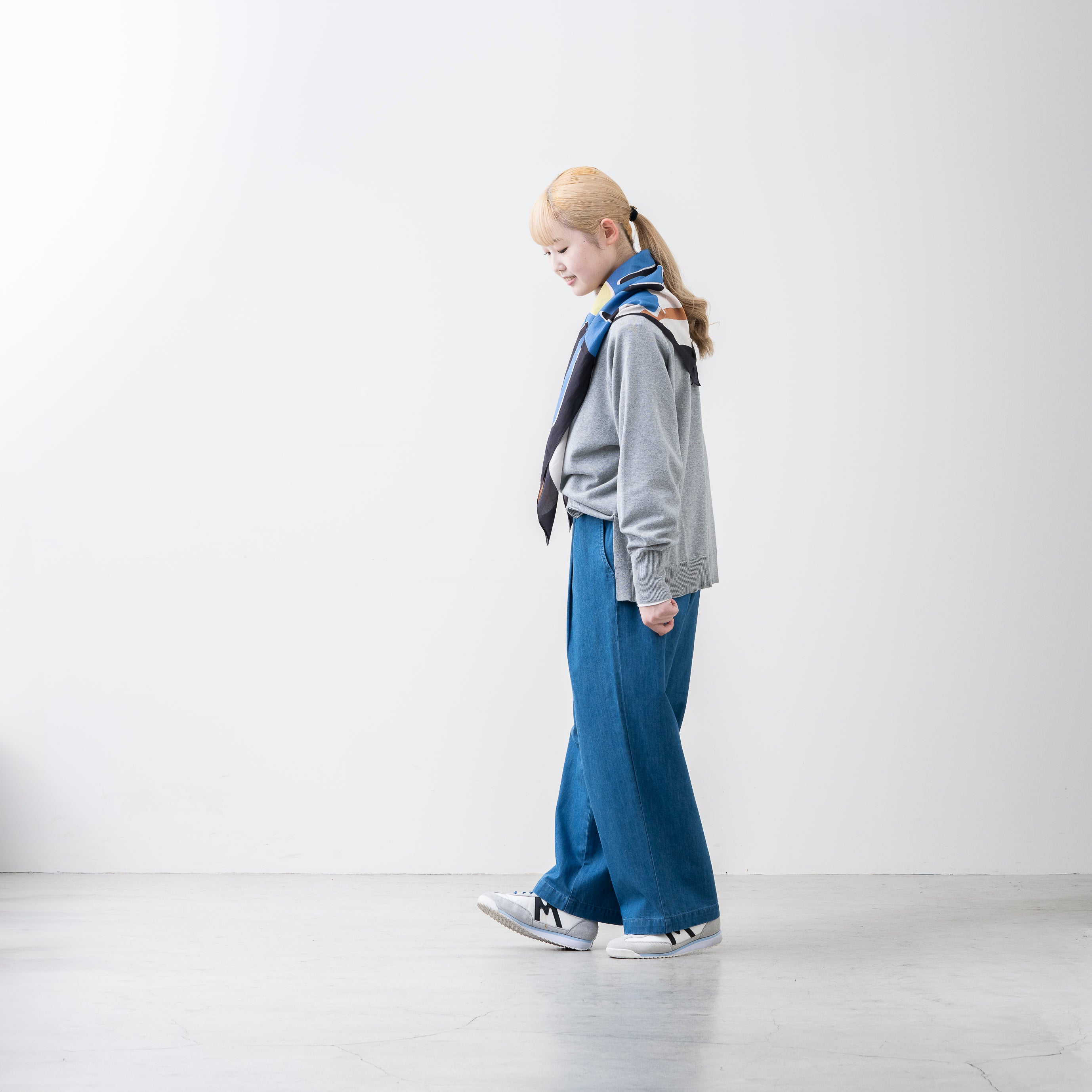 楽ですっきり 大人のワイドストレートパンツ デニム