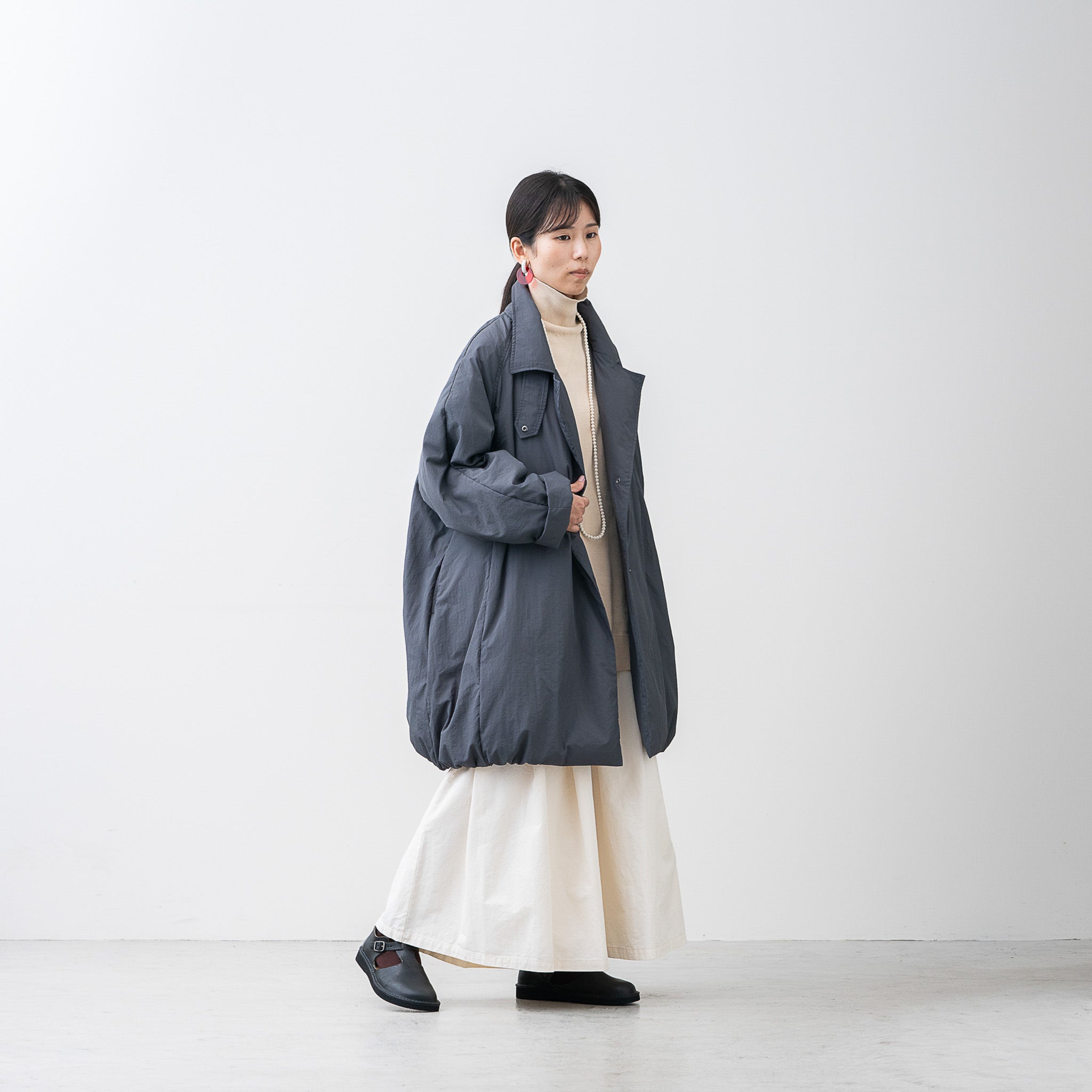 軽くて洗えるファイバーダウン Pコート