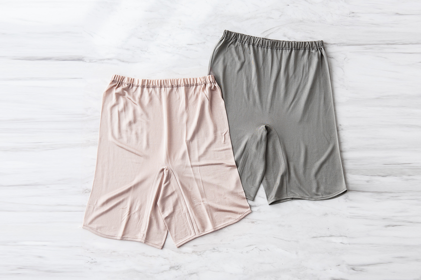 白兎！紋付 サルエルパンツ 正絹 シルク リメイク 60，61 夢ちりめん